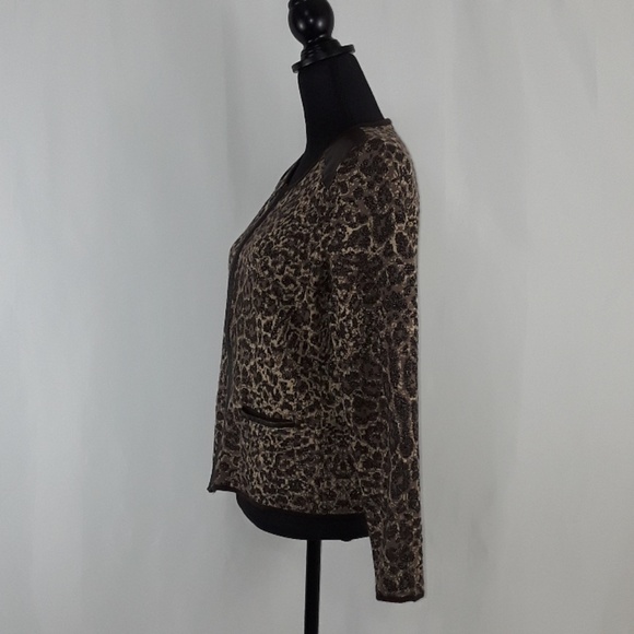 CHICOS Brown and Tan Print Zip Front Sweater - Picture 2 of 7
